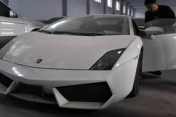 黑老大豪車(chē)